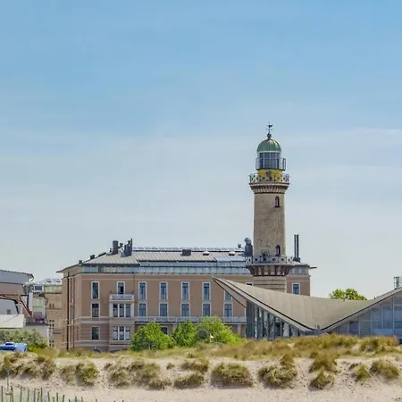 Jupiter, Strandnah Feriehus Rostock